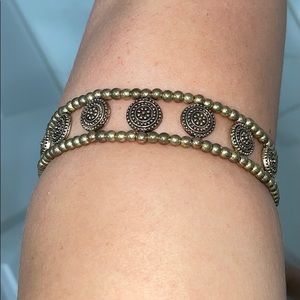 Gold Upper arm bracelet (goes around the biceps)